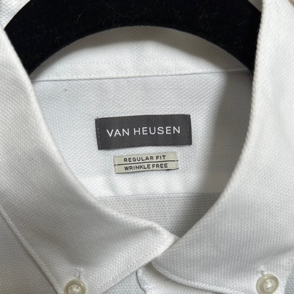 Van Heusen White Dress Shirt with Point Collar 16-16.5 34/35 size L - Picture 2 of 7
